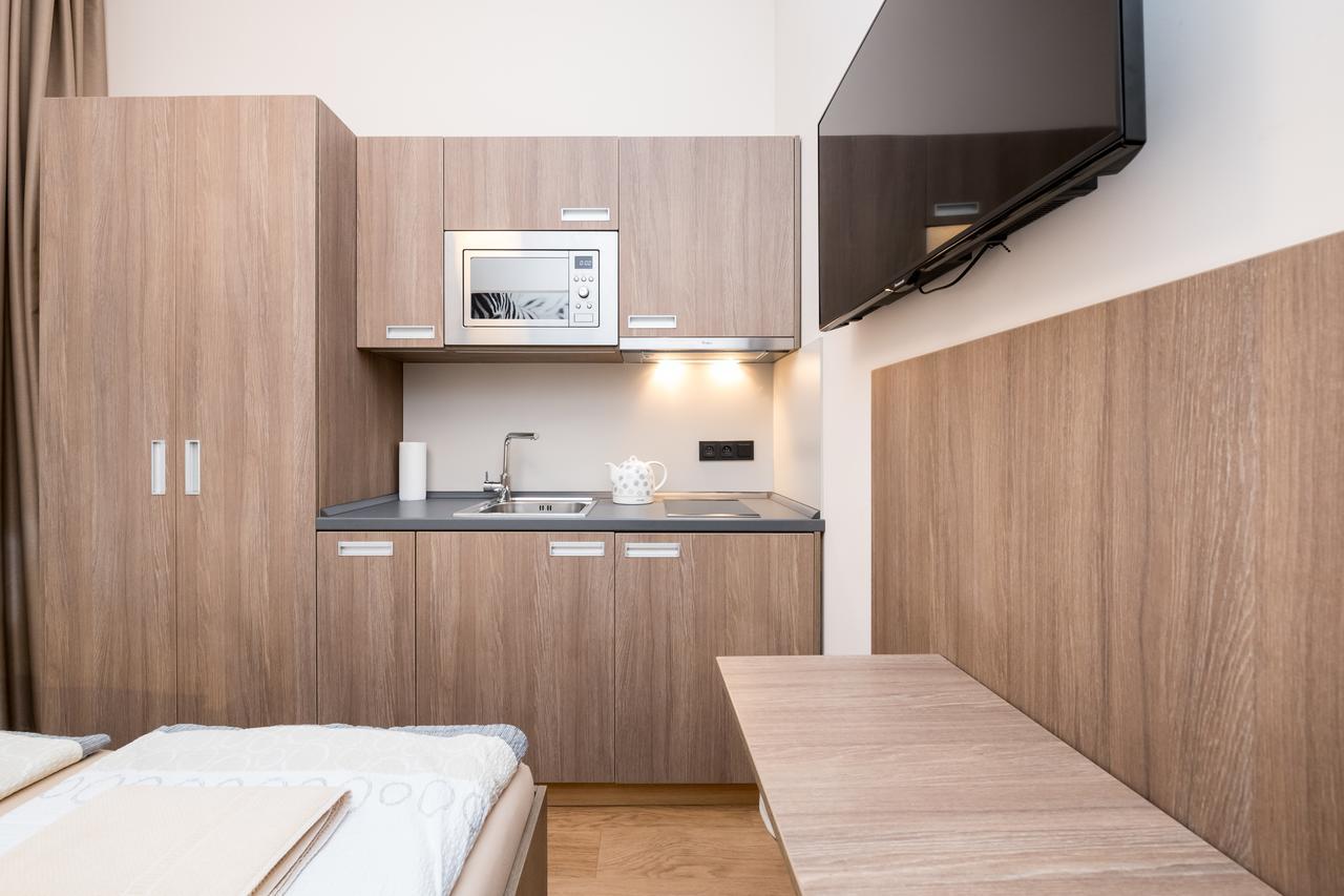 Manesova Astra Apartment Prague Luaran gambar